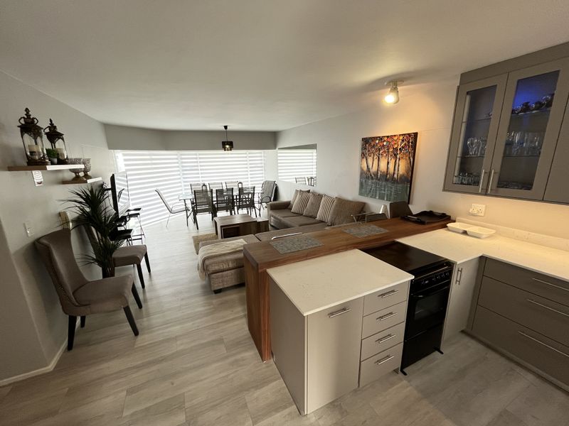 Gonubie - Beautiful Fully Furnished Unit with stunning sea views - Photo 6