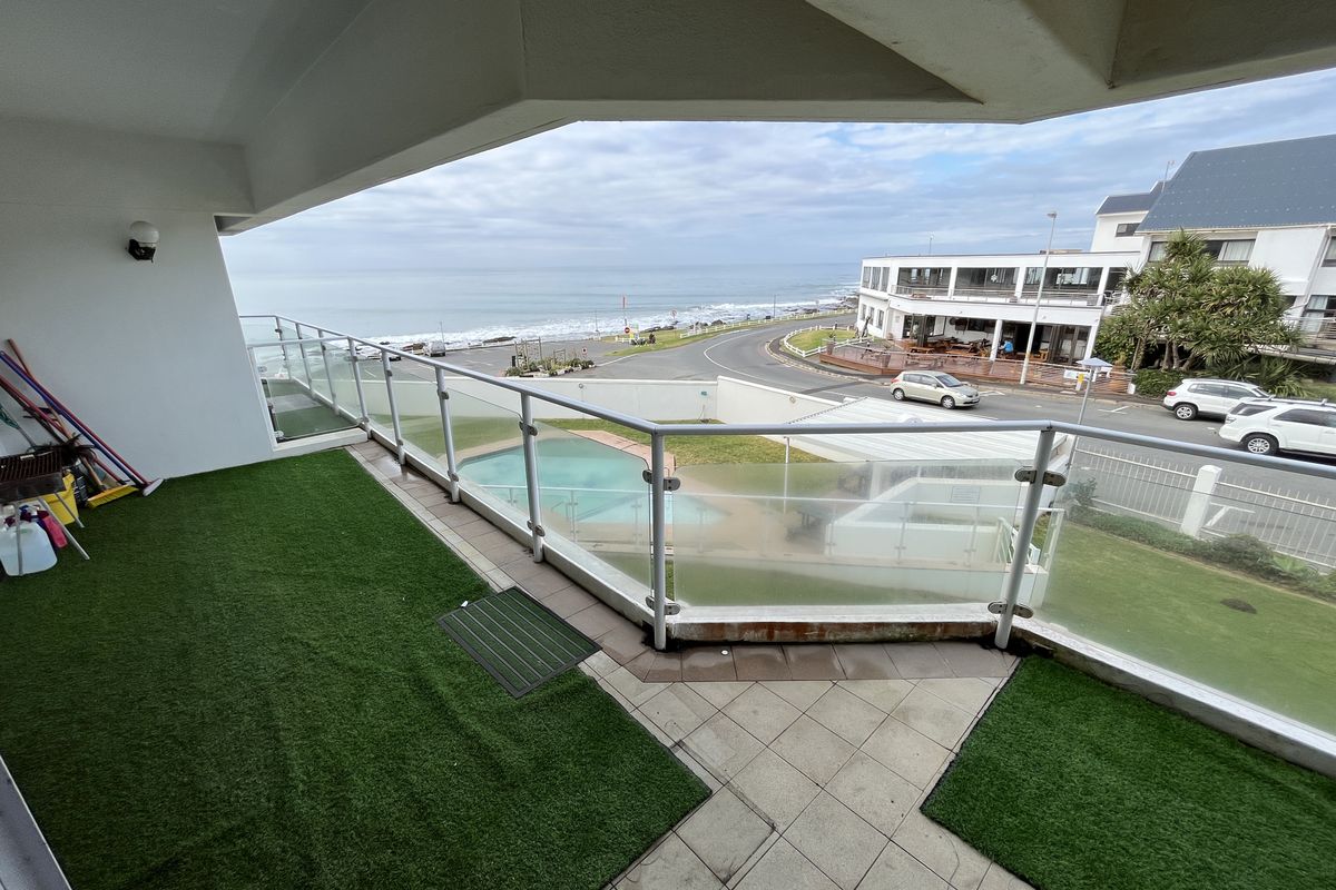 Gonubie - Beautiful Fully Furnished Unit with stunning sea views - Photo 3