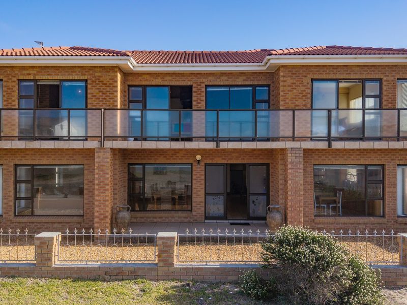 Semi Long-Term Rental – Ocean View Heights, Struisbaai - Photo 2