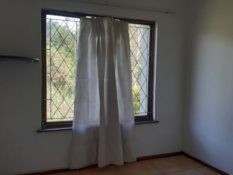 Family favorite pet friendly - Photo 9