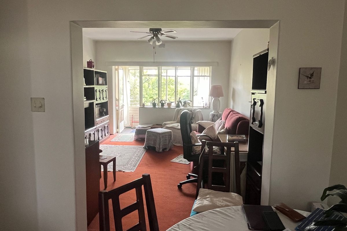 Charming One-Bedroom Apartment in Packwood Towers – Prime Lambton Location - Photo 4