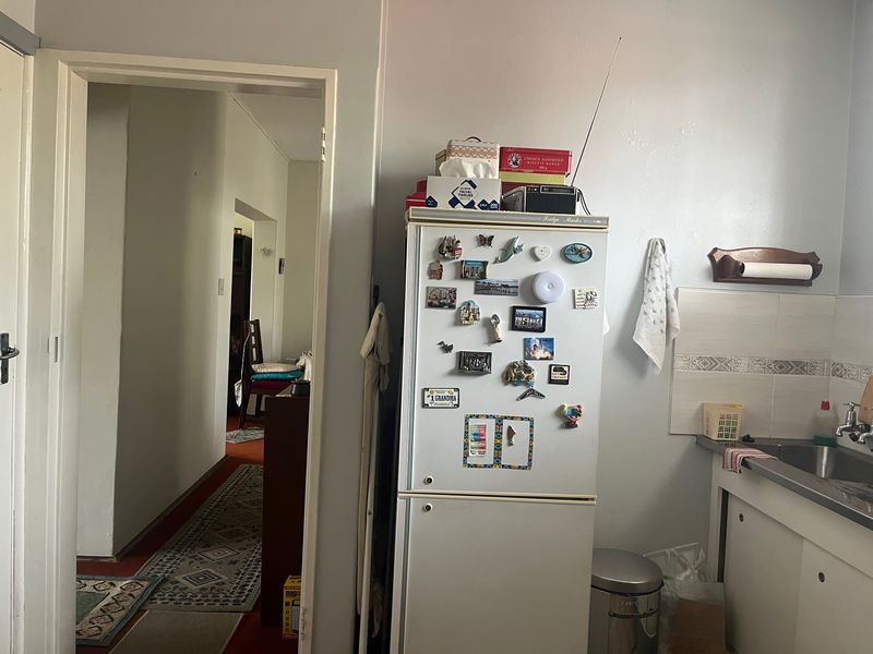 Charming One-Bedroom Apartment in Packwood Towers – Prime Lambton Location - Photo 7