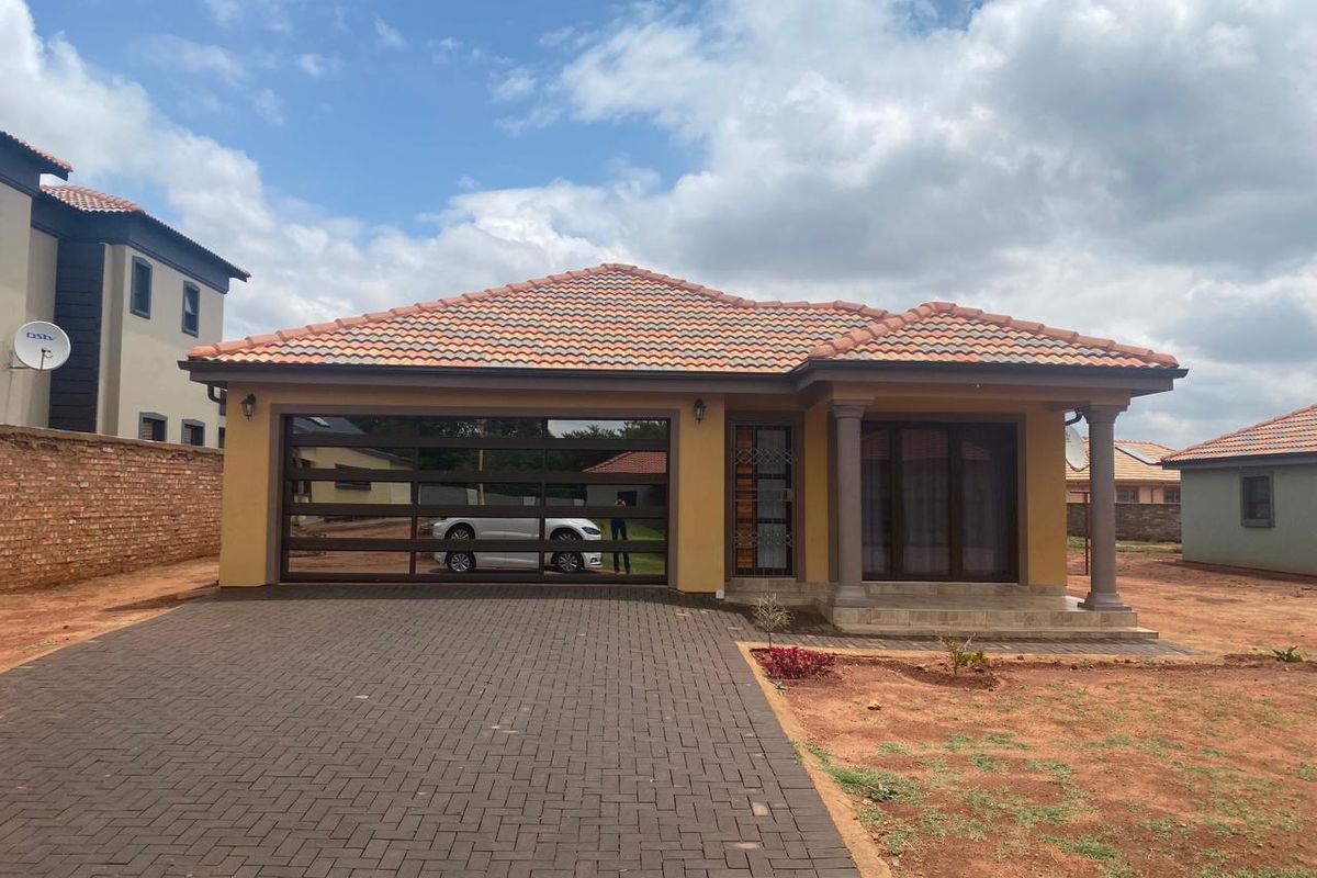 New development houses No translate fee - Photo 2