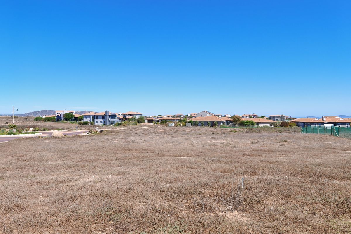 Spacious Corner Stand on the Clubhouse Side with Greenbelt Outlook - Photo 3