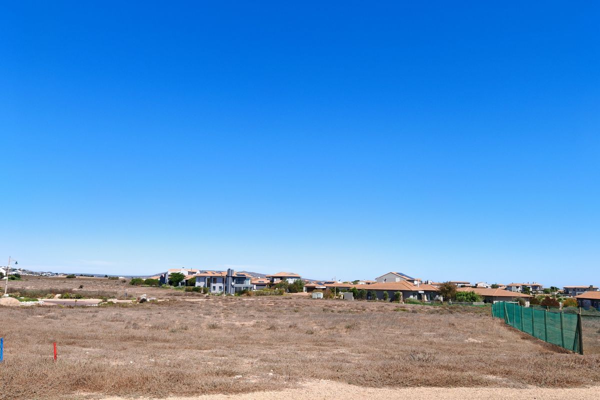 Spacious Corner Stand on the Clubhouse Side with Greenbelt Outlook - Photo 4