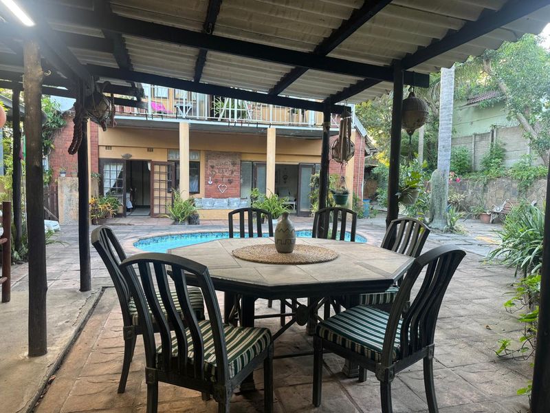 Beautiful forestry house and cottage for sale in Mandini - Photo 2