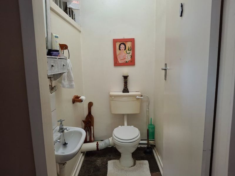 Beautiful forestry house and cottage for sale in Mandini - Photo 10