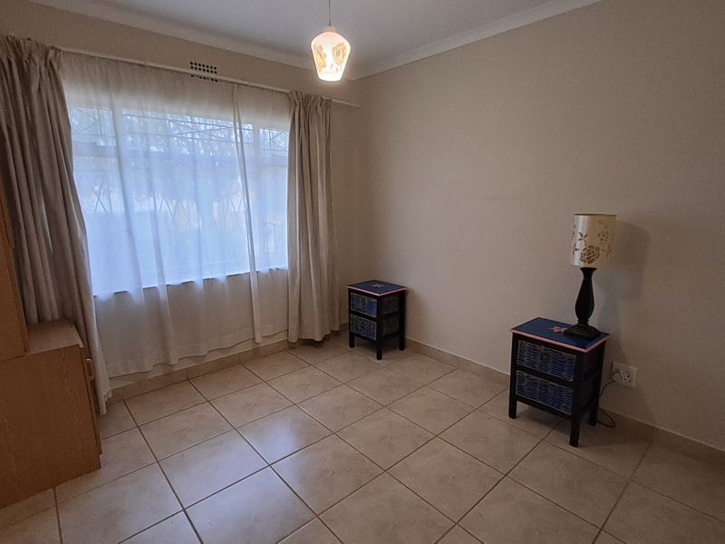 Spacious Family Home with Ample Parking for All Your Needs - Photo 7