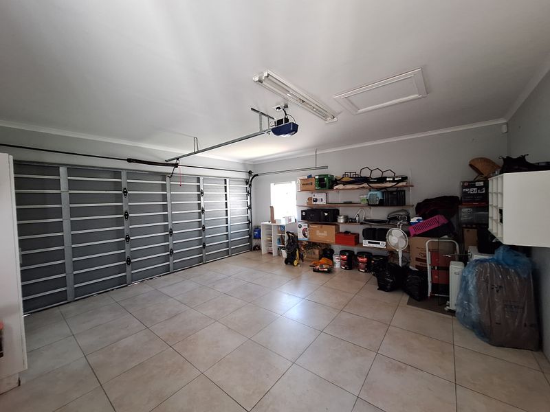 Available Immediately 2-Bedroom Home with Study, Built-in Braai & Spacious Garage - Photo 9