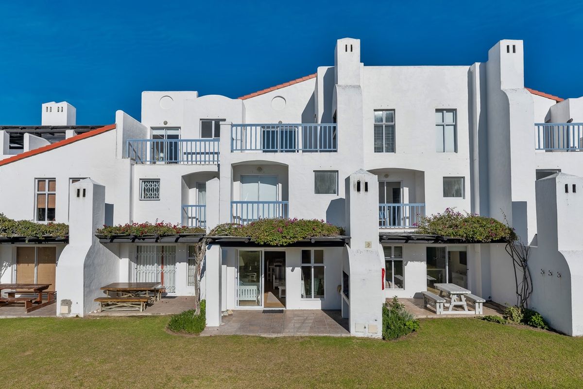 Coastal Living at The Tides – Short-Term Rental in Struisbaai - Photo 2