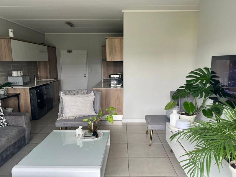 Modern 1-Bedroom Apartment for Sale in The Reid Lifestyle Estate – Stylish & Move-In Ready - Photo 4