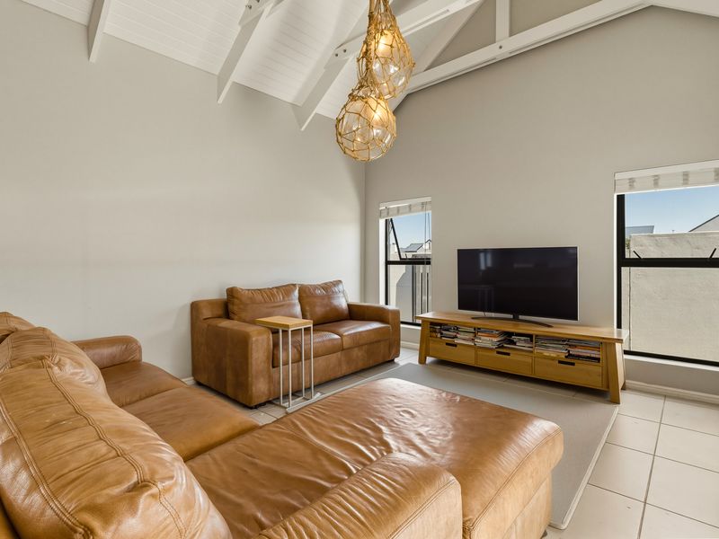 Where Your First Chapter Begins — Dam-Side Living with Space, Soul & Endless Potential - Photo 8