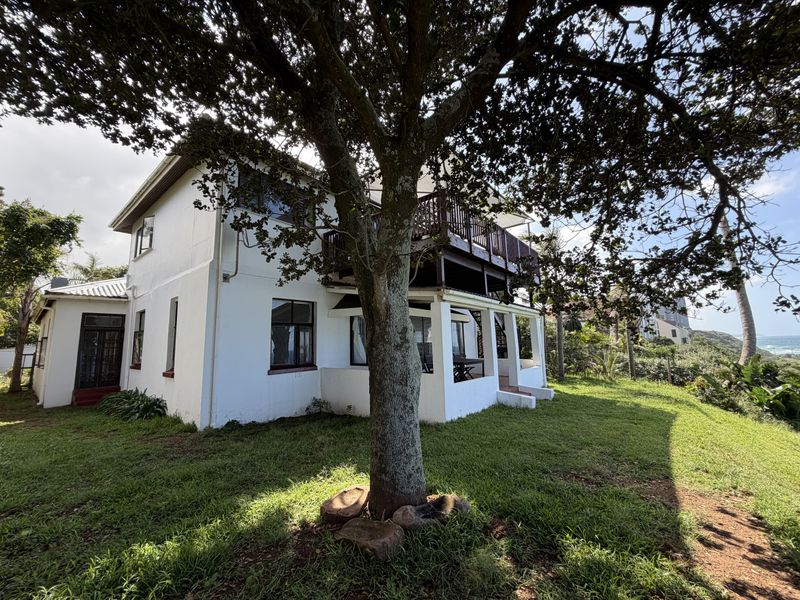 Endless Potential with Breathtaking Sea Views - Photo 3