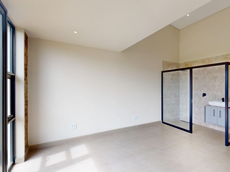 Elegant Family Living - Photo 10