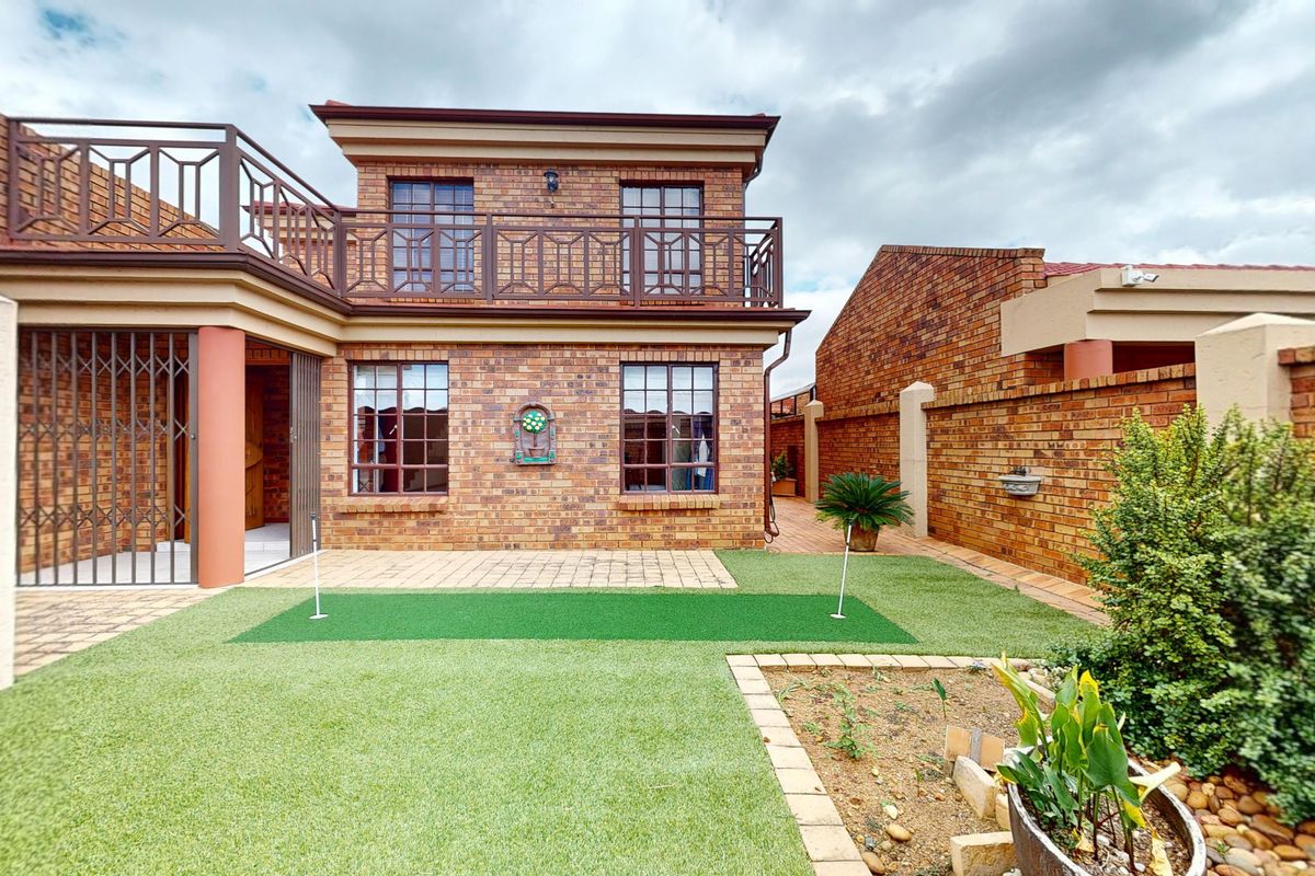 Starting to bid from R1 900 000.00! Non-Distressed Live Luxury Auction - Photo 3