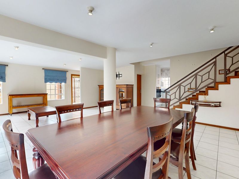 Starting to bid from R1 900 000.00! Non-Distressed Live Luxury Auction - Photo 8