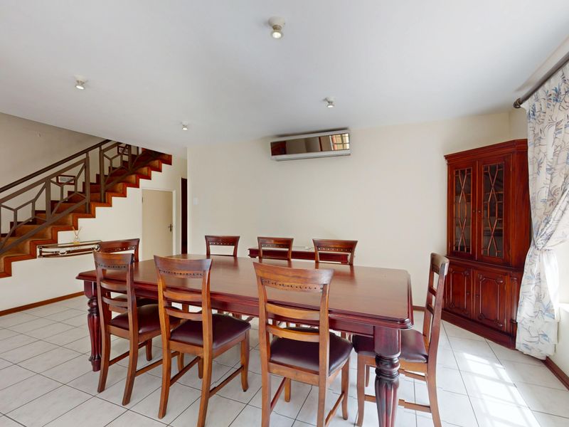 Starting to bid from R1 900 000.00! Non-Distressed Live Luxury Auction - Photo 7