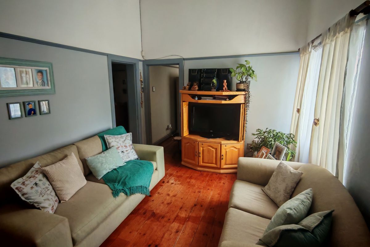 Karoo Cottage in Historic Old Cradock - Photo 4