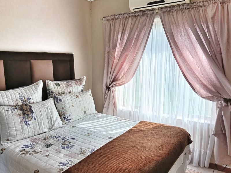 Tranquil Family Haven in the Heart of Birdswood - Photo 10