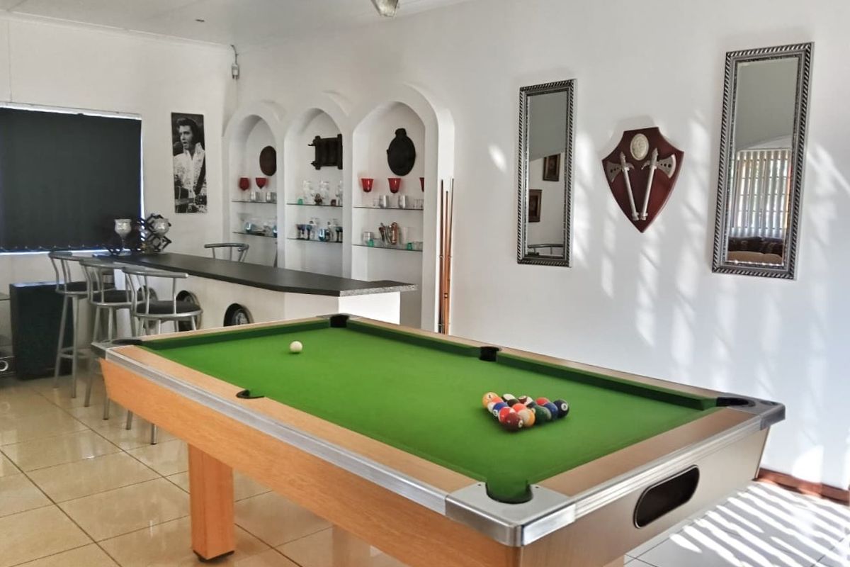 Tranquil Family Haven in the Heart of Birdswood - Photo 3