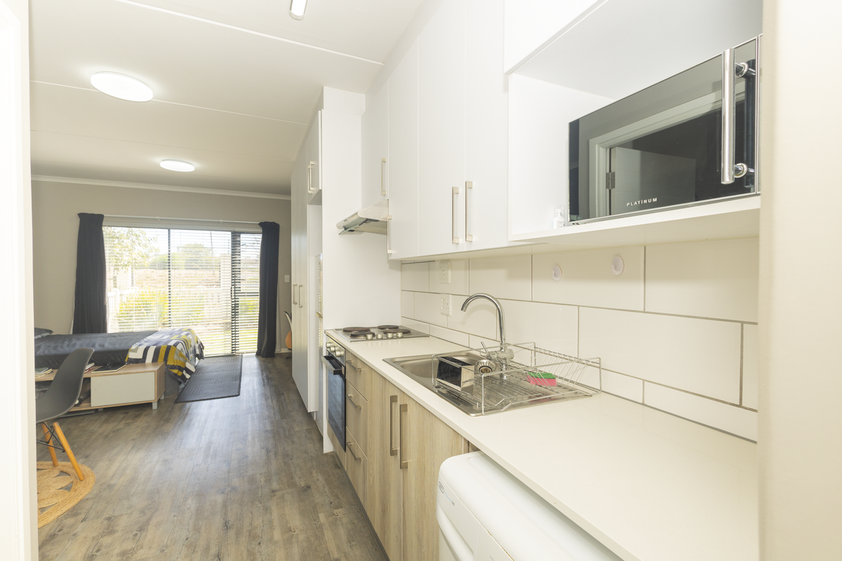 Charming studio apartment in Haasendal, Kuils River—perfect for first-time buyers or investors - Photo 3