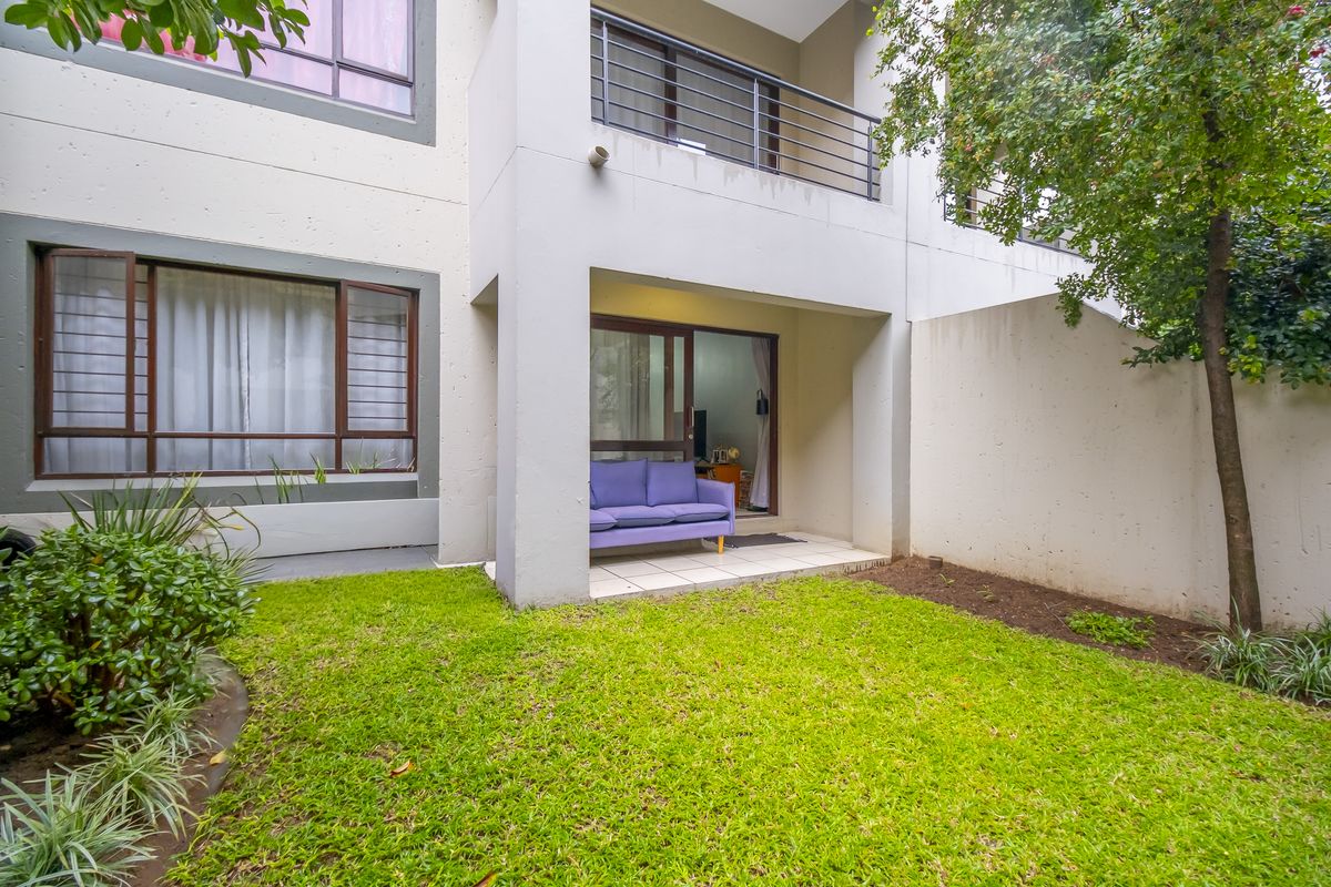 Garden apartment in Sunset Boulevard, Lonehill - Photo 2