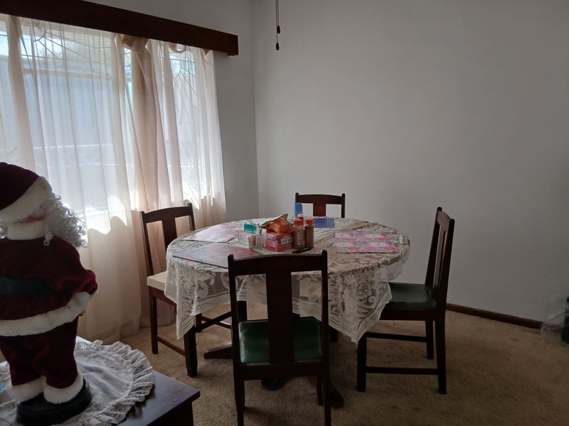 Spacious Family Home with Huge Yard and Development Potential. - Photo 6