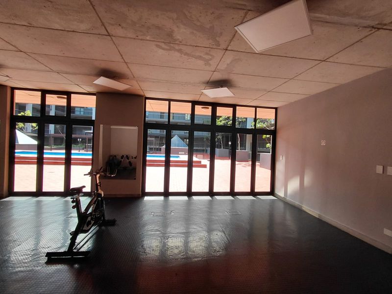 Spacious, Neat and modern 3 Bedroom apartment - Photo 5