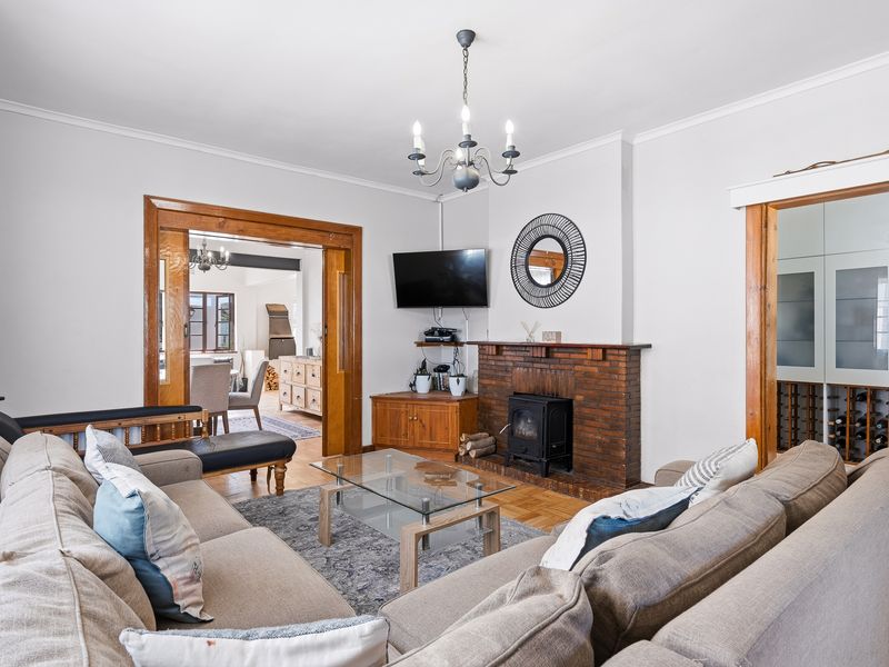 Versatile Family Home with Cottage, Pool & Prime Pinelands Location - Photo 4