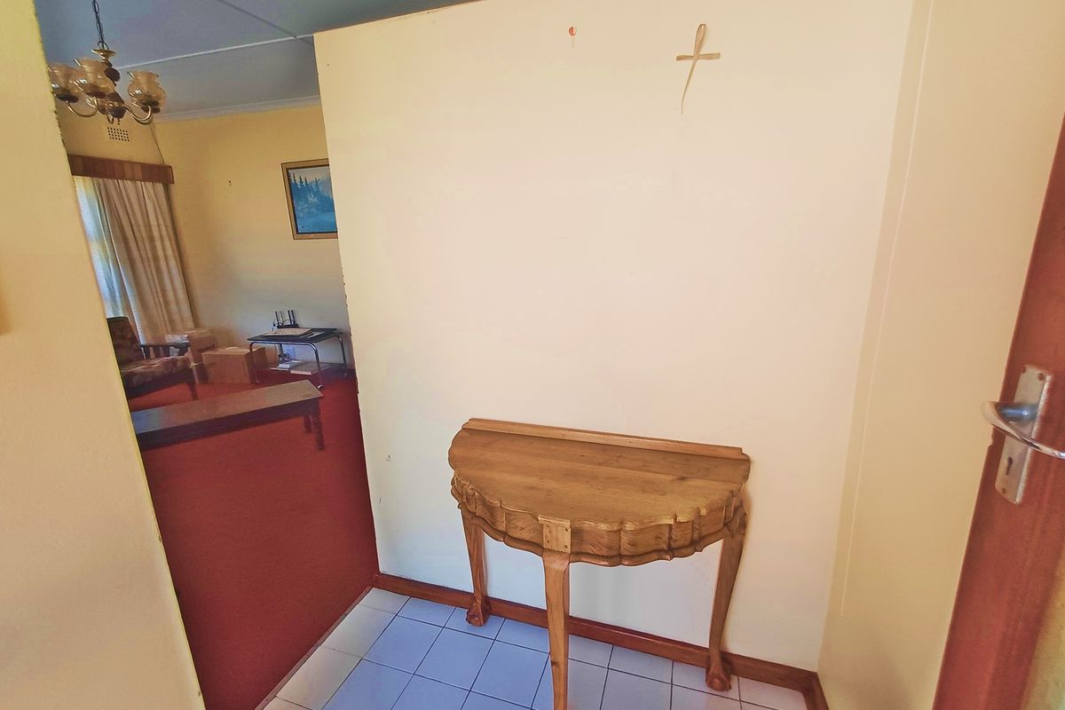 Spacious 3-Bedroom Home to Rent in Bredasdorp - Photo 5