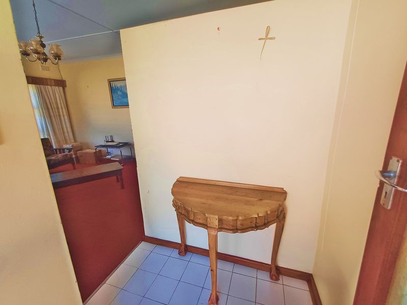 Spacious 3-Bedroom Home to Rent in Bredasdorp - Photo 5