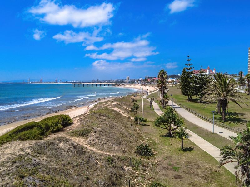 The Seagull – Sophisticated Coastal Living - Photo 5