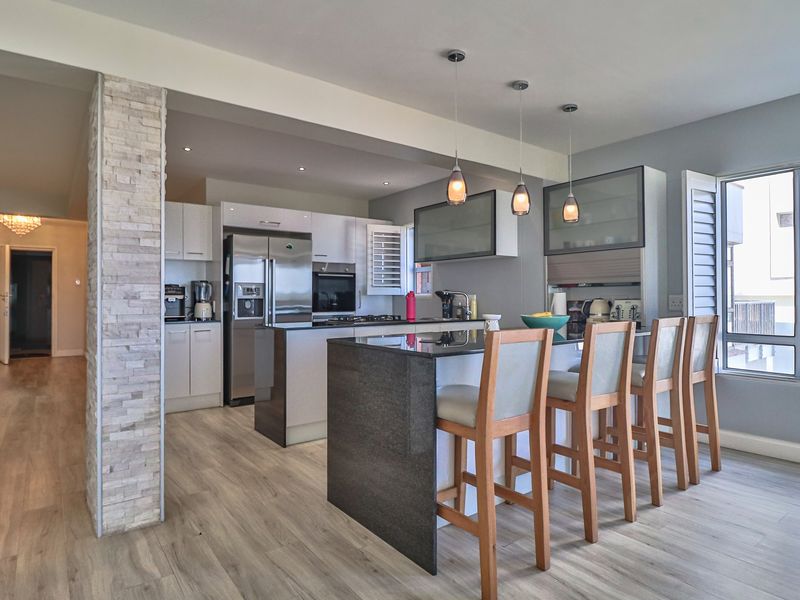 The Seagull – Sophisticated Coastal Living - Photo 3