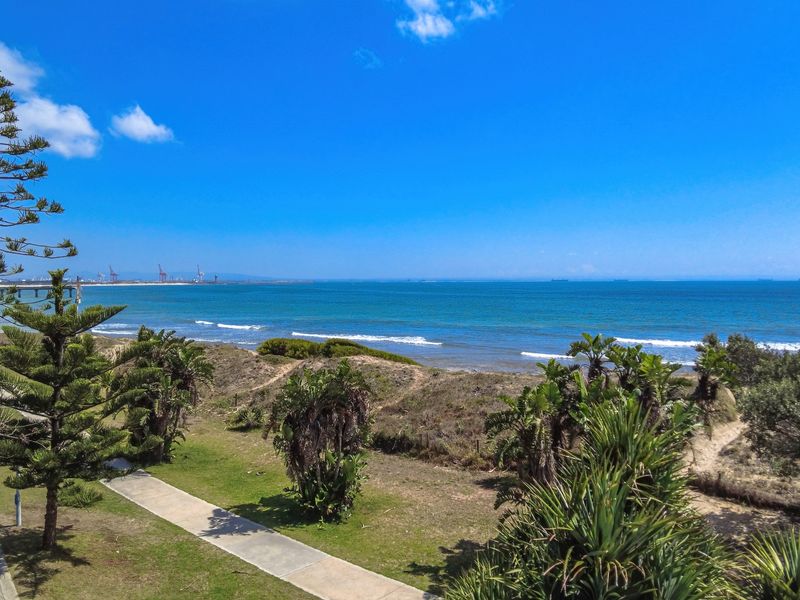 The Seagull – Sophisticated Coastal Living - Photo 4