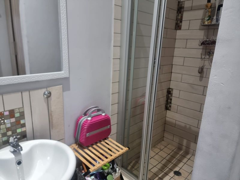 Townhouse For Sale In Rustenburg - Photo 10