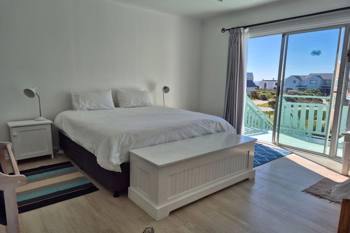Elevated Coastal Living with Sea & Mountain Views - Photo 5