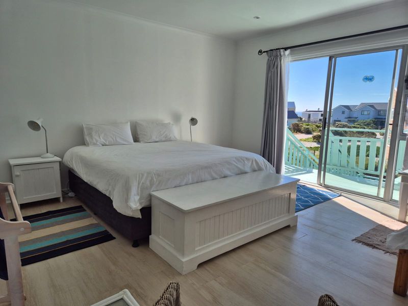 Elevated Coastal Living with Sea & Mountain Views - Photo 5