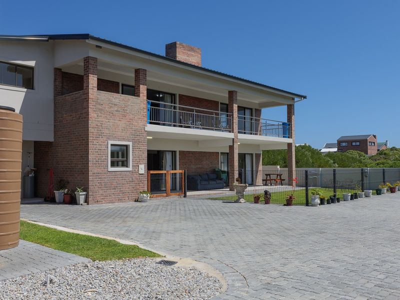 Top Floor Unit for Long-Term Rental – Agulhas | Private & Spacious - Photo 3