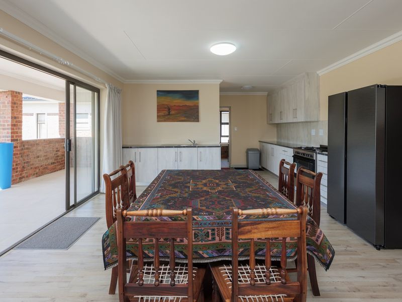 Top Floor Unit for Long-Term Rental – Agulhas | Private & Spacious - Photo 6