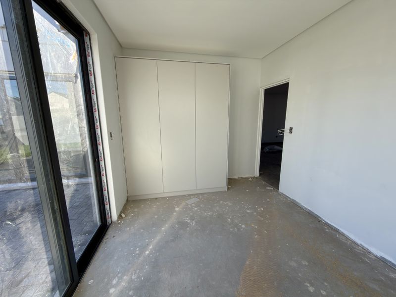 Newly Constructed 4 Bed Family Home! - Photo 5