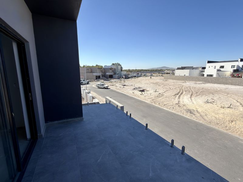 Newly Constructed 4 Bed Family Home! - Photo 7