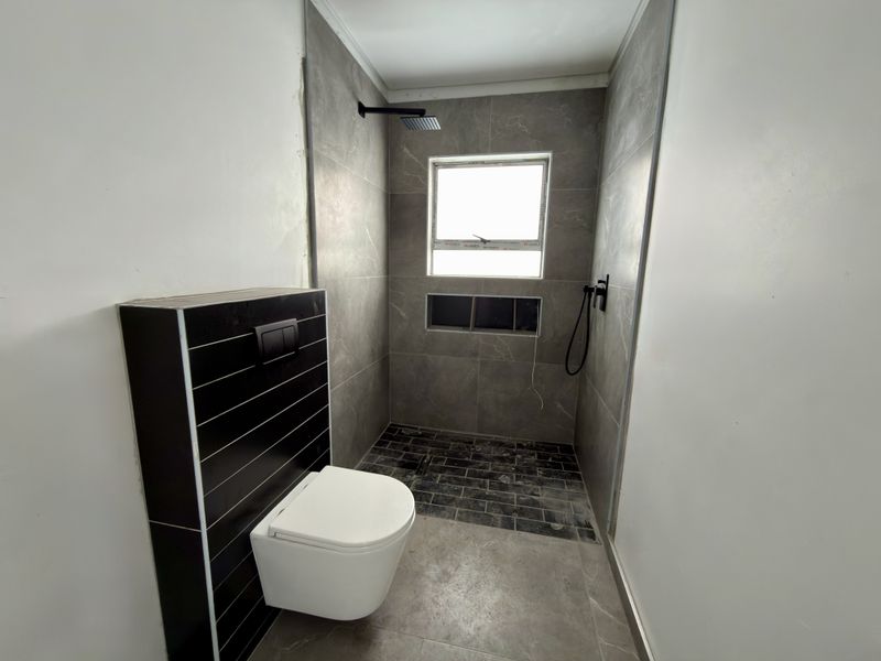 Newly Constructed 4 Bed Family Home! - Photo 6