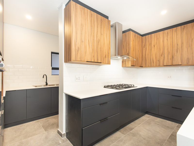 Newly Constructed 4 Bed Family Home! - Photo 6