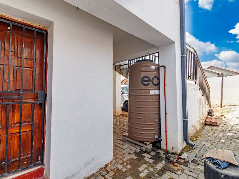 9 Bed and 8 bath investment property, Klpfonten View-Midrad - Photo 6