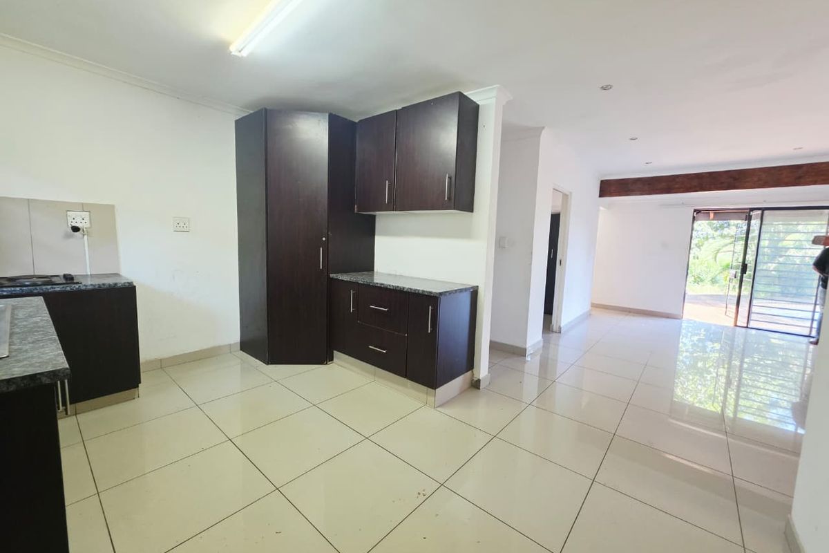 Exceptional 9-Bedroom Investment Property with Income-Generating Potential - Photo 3