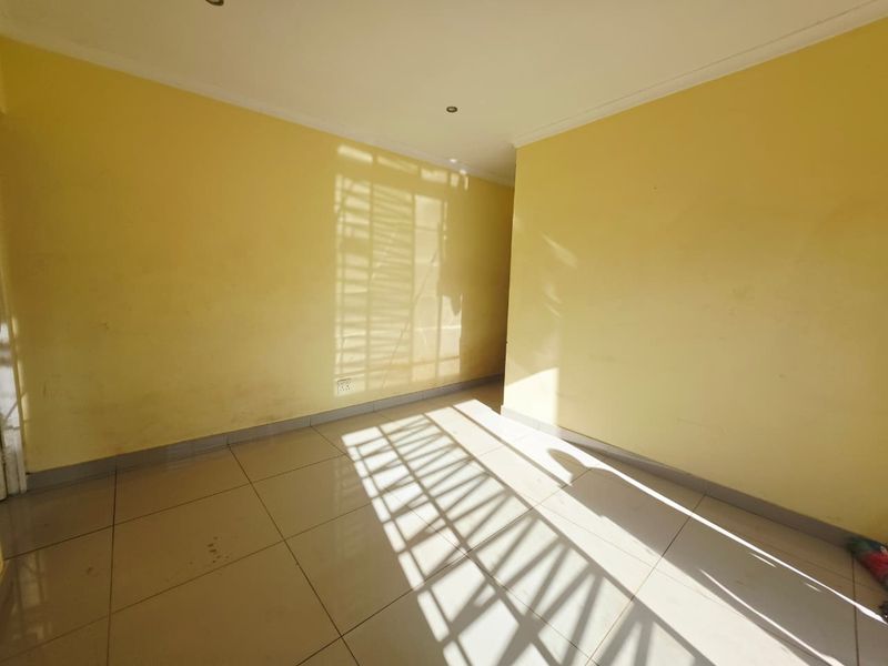 Exceptional 9-Bedroom Investment Property with Income-Generating Potential - Photo 8