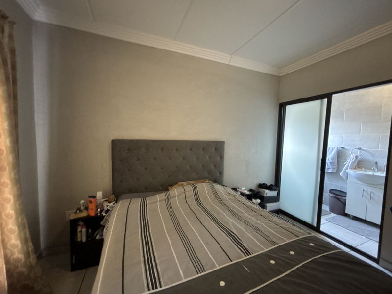 Modern Ground Floor Living in The Views, Boksburg - Photo 9