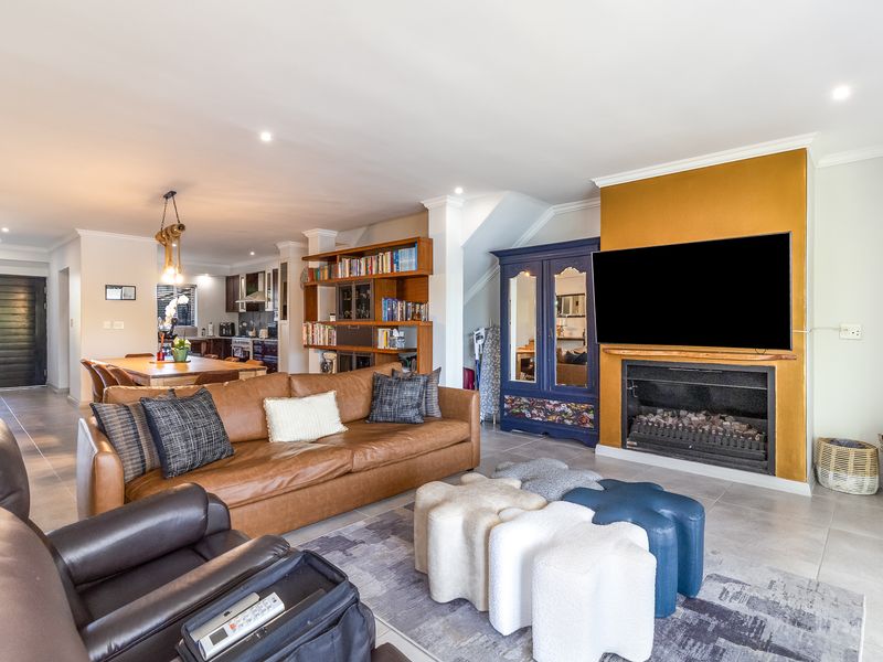 3 Bedroom Townhouse for Sale in Pearl Valley Golf & Country Estate - Photo 10