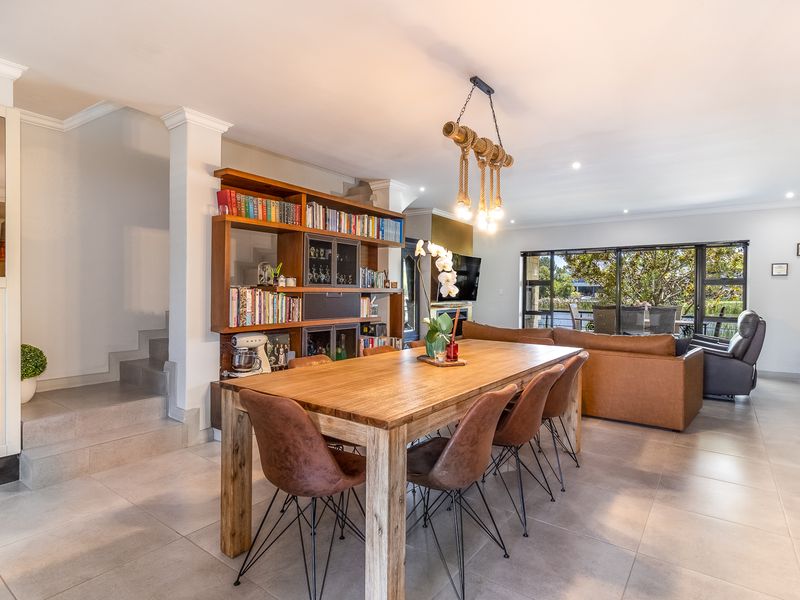 3 Bedroom Townhouse for Sale in Pearl Valley Golf & Country Estate - Photo 8