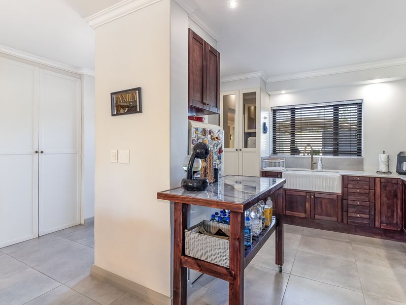 3 Bedroom Townhouse for Sale in Pearl Valley Golf & Country Estate - Photo 6